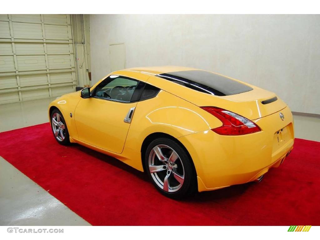 2009 370Z Coupe - Chicane Yellow / Black Cloth photo #4