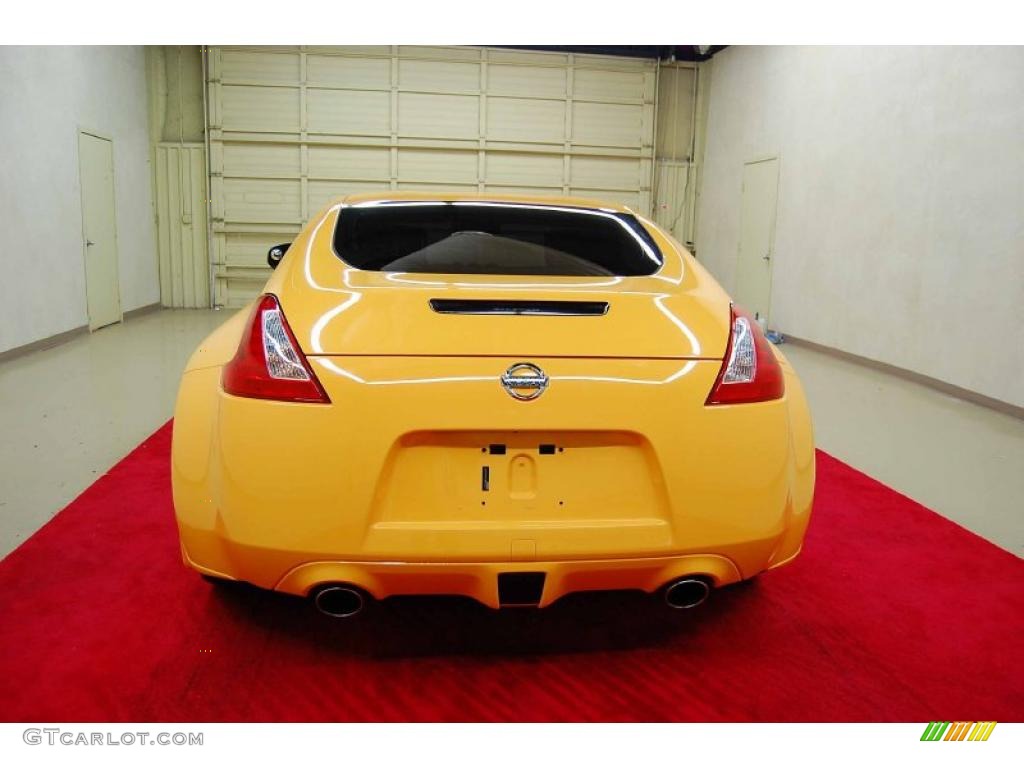 2009 370Z Coupe - Chicane Yellow / Black Cloth photo #5