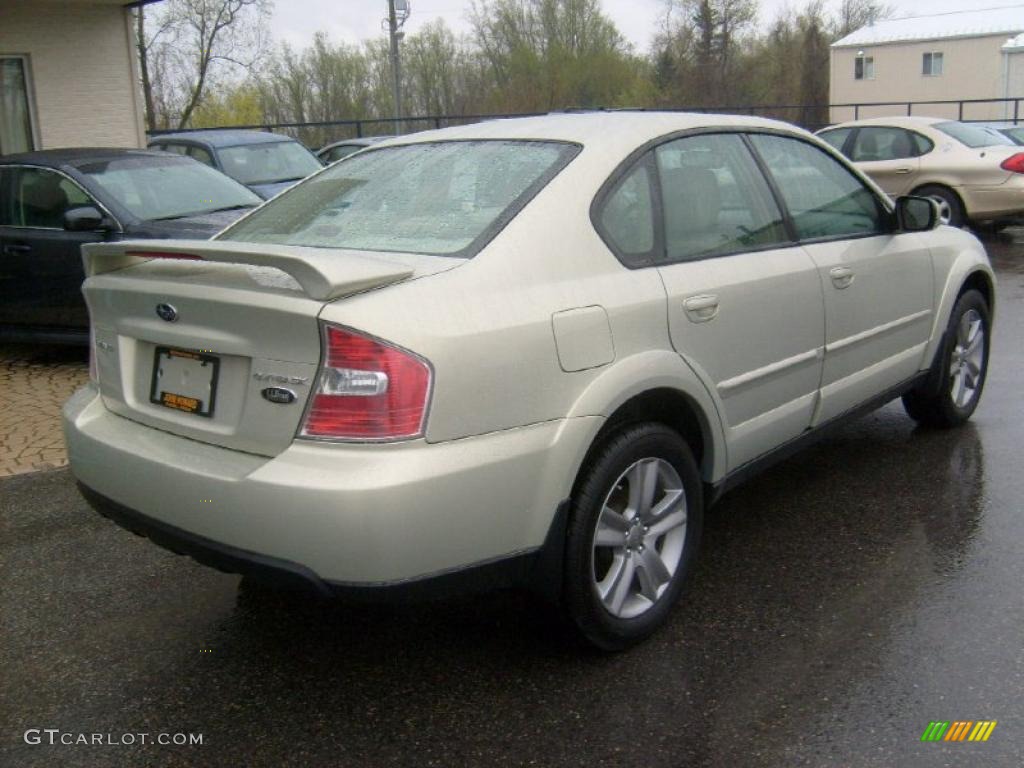 2006 Outback 3.0 R L.L.Bean Edition Sedan - Champagne Gold Opalescent / Taupe photo #6