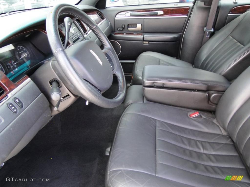 Medium Light Stone Interior 2006 Lincoln Town Car Signature Photo #48450993