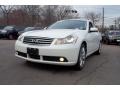 Ivory Pearl - M 35x Sedan Photo No. 4