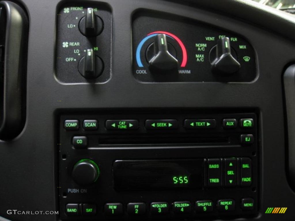 2008 Ford E Series Van E150 Passenger Controls Photo #48451834