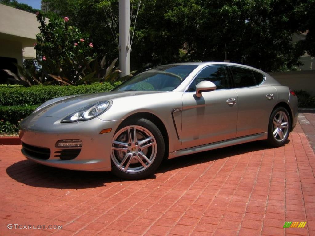 Platinum Silver Metallic 2010 Porsche Panamera S Exterior Photo #48454378