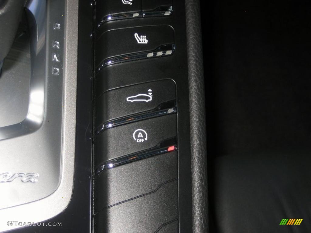 2010 Porsche Panamera S Controls Photo #48454570