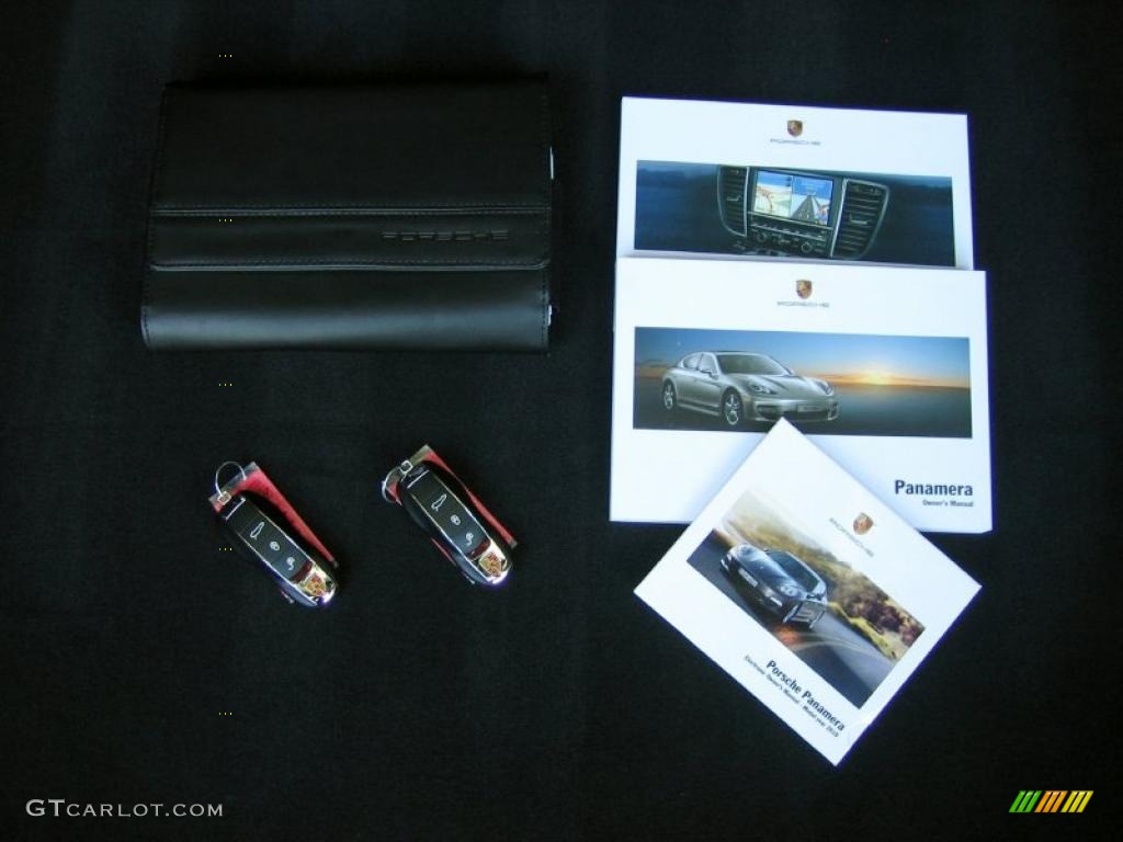 2010 Porsche Panamera S Books/Manuals Photos