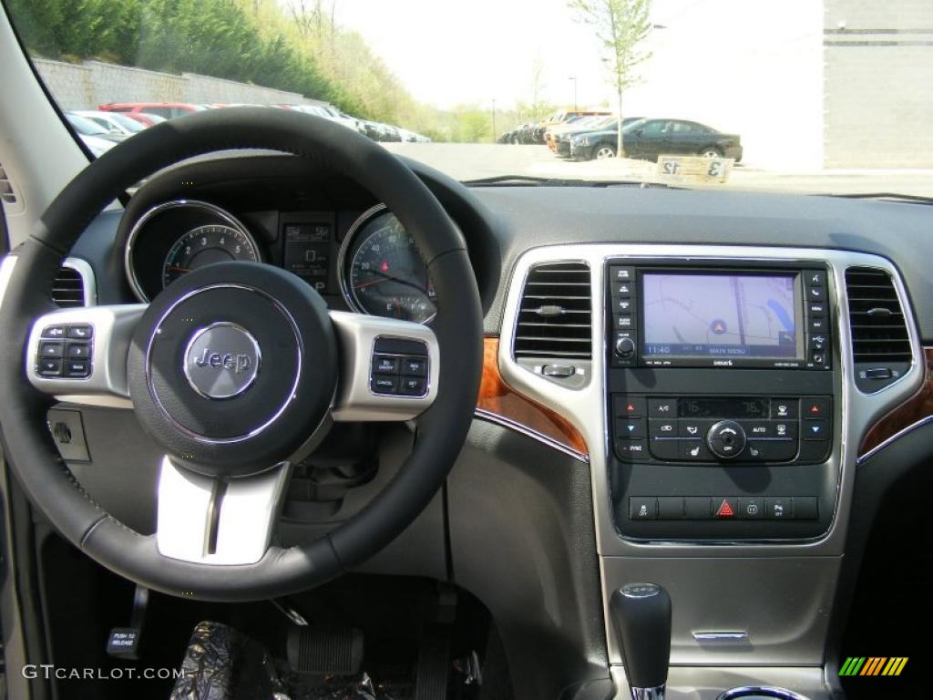 2011 Jeep Grand Cherokee Limited 4x4 Black Dashboard Photo #48457667