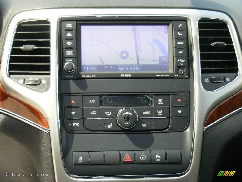 2011 Jeep Grand Cherokee Limited 4x4 Controls Photo #48457679