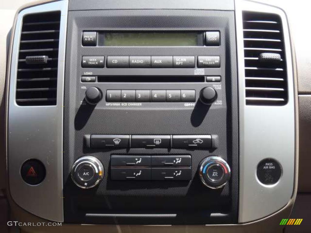 2011 Nissan Frontier SV Crew Cab 4x4 Controls Photo #48461652