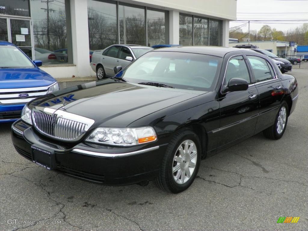 Black 2010 Lincoln Town Car Signature Limited Exterior Photo #48461757