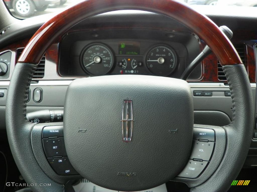 2010 Lincoln Town Car Signature Limited Black Steering Wheel Photo #48461967