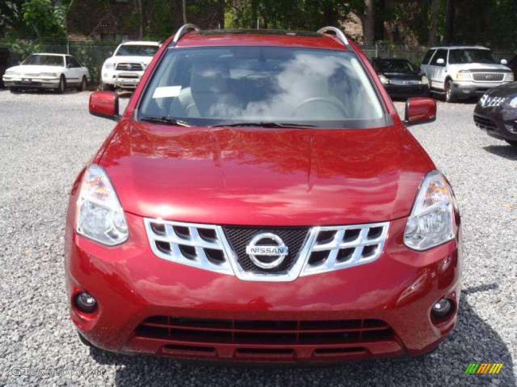 2011 Rogue SL - Cayenne Red / Gray photo #4