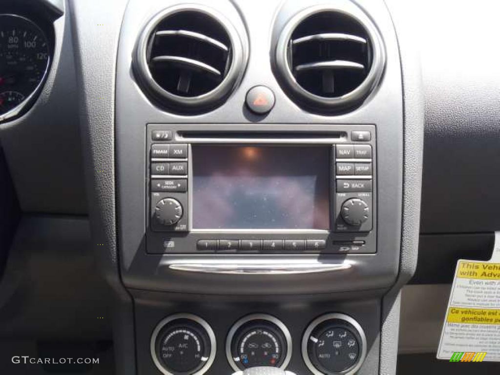 2011 Rogue SL - Cayenne Red / Gray photo #8