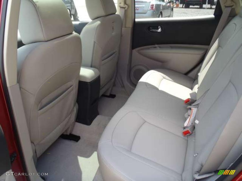 2011 Rogue SL - Cayenne Red / Gray photo #10