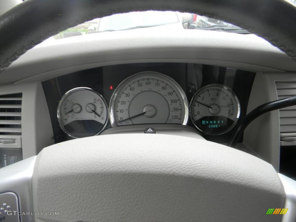 2008 Chrysler Aspen Limited 4WD Gauges Photo #48463752