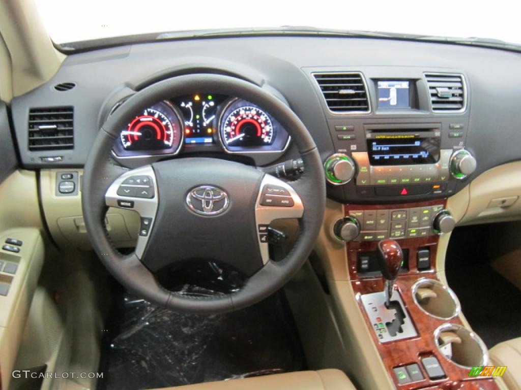 2011 Highlander Limited 4WD - Shoreline Blue Pearl / Sand Beige photo #14