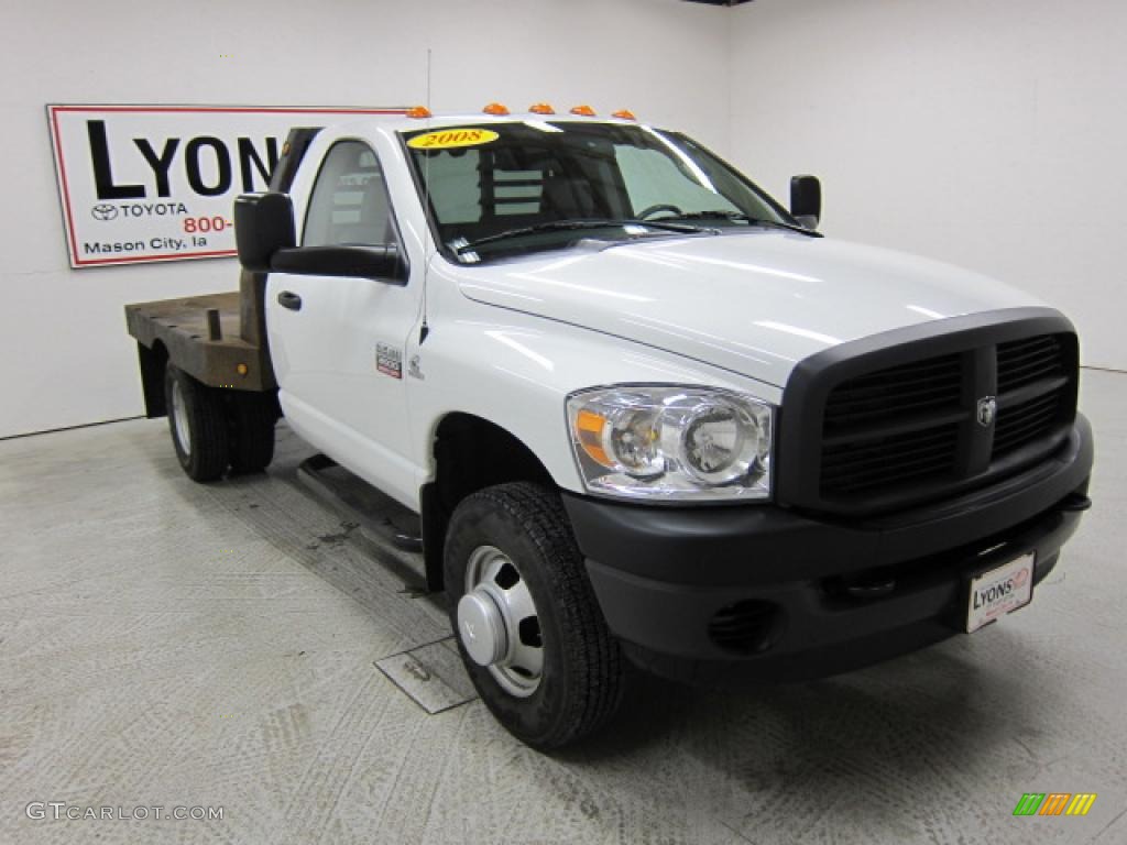 2008 Ram 3500 ST Regular Cab Chassis - Bright White / Medium Slate Gray photo #4