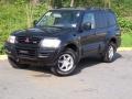Solano Black Pearl - Montero XLS 4x4 Photo No. 1
