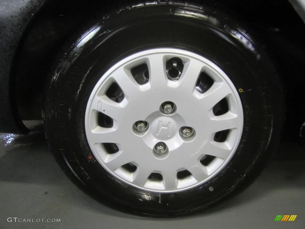 2002 Honda Accord VP Sedan Wheel Photo #48468339