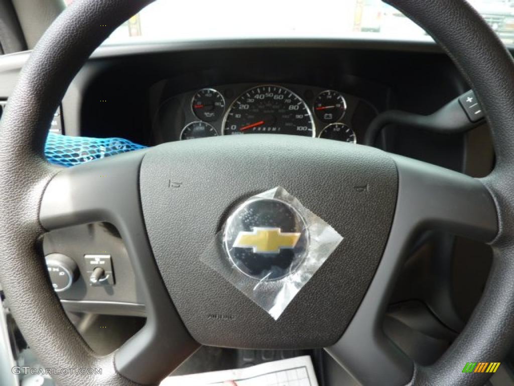 2011 Chevrolet Express Cutaway 3500 Moving Van Medium Pewter Steering Wheel Photo #48468705