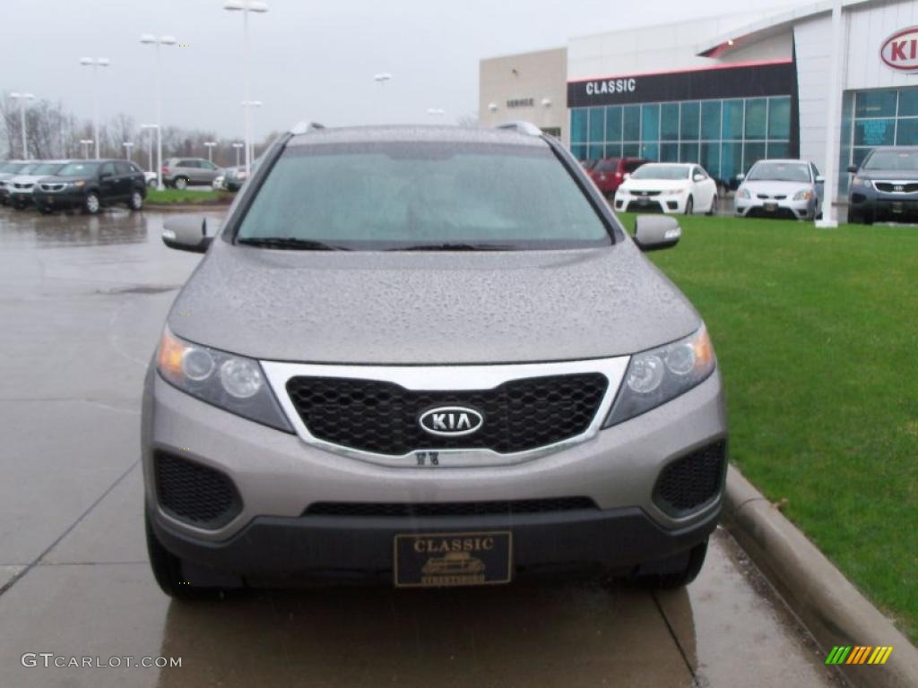 2011 Sorento LX V6 AWD - Titanium Silver / Gray photo #3