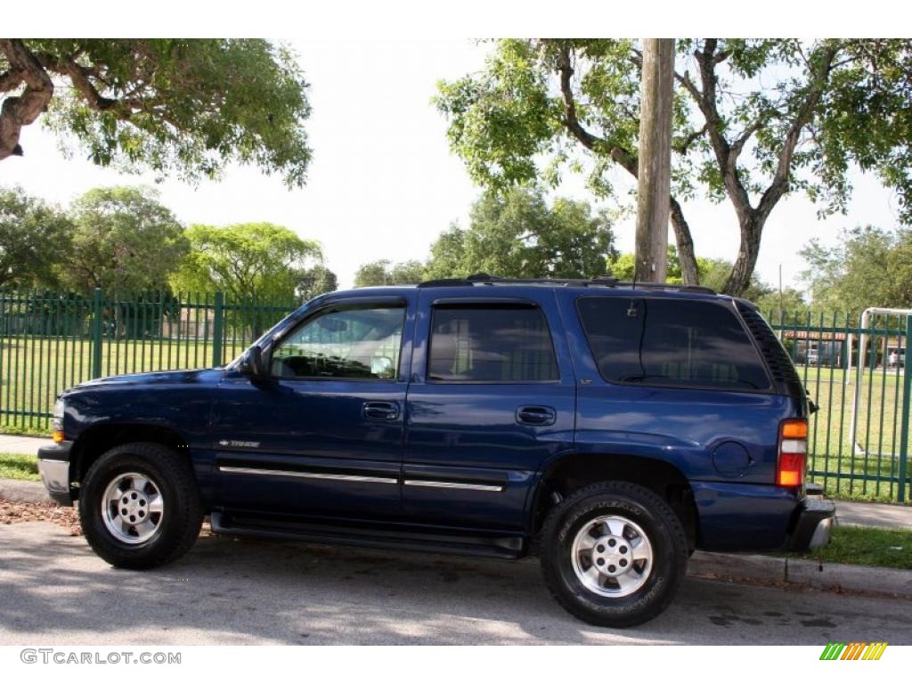 2001 Tahoe LT 4x4 - Indigo Blue Metallic / Tan/Neutral photo #4