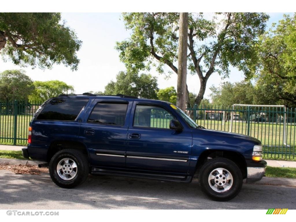 2001 Tahoe LT 4x4 - Indigo Blue Metallic / Tan/Neutral photo #9