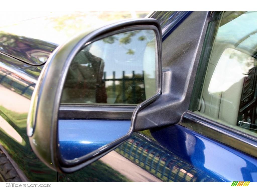 2001 Tahoe LT 4x4 - Indigo Blue Metallic / Tan/Neutral photo #17