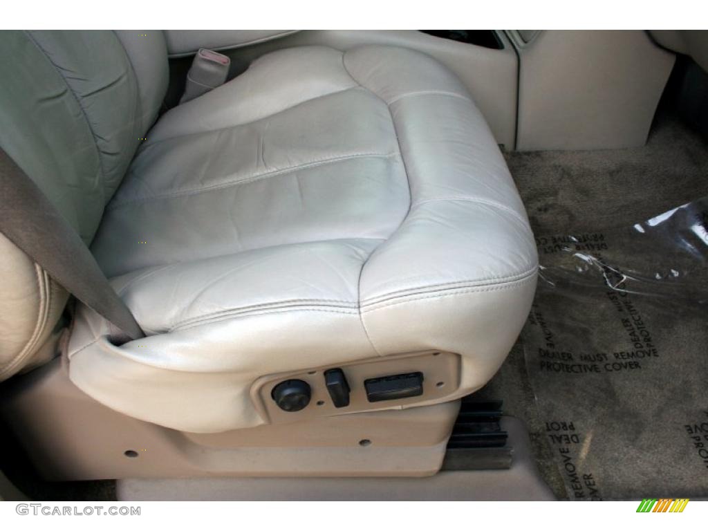 2001 Tahoe LT 4x4 - Indigo Blue Metallic / Tan/Neutral photo #34