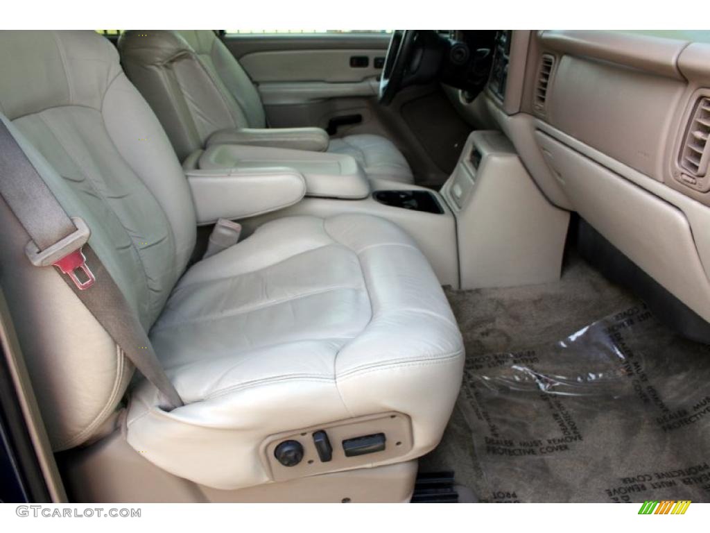 2001 Tahoe LT 4x4 - Indigo Blue Metallic / Tan/Neutral photo #40