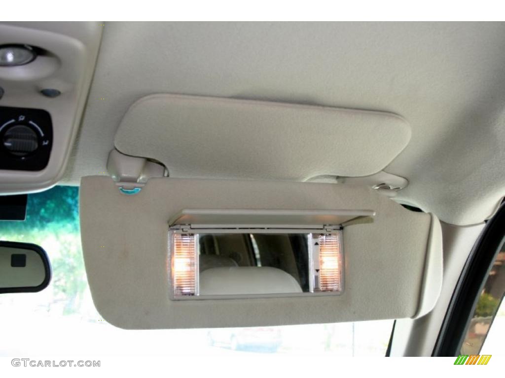 2001 Tahoe LT 4x4 - Indigo Blue Metallic / Tan/Neutral photo #52