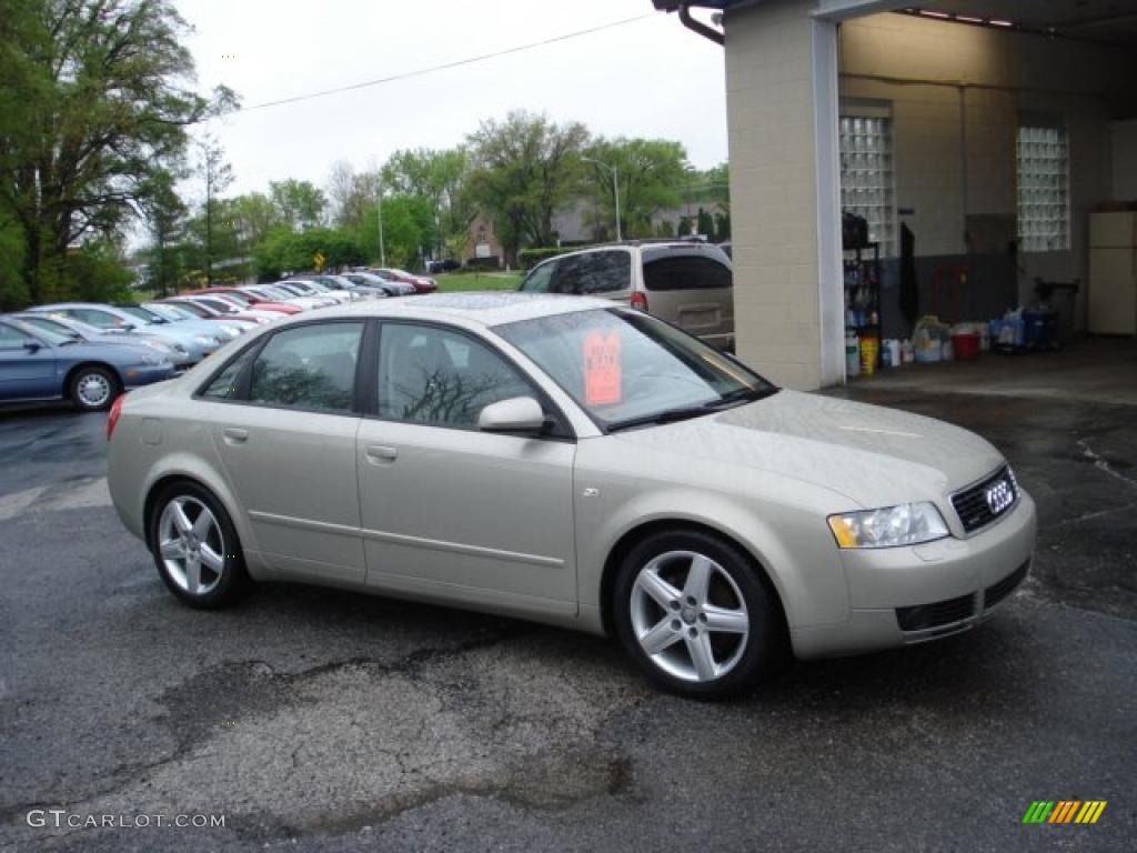 2005 A4 1.8T quattro Sedan - Canvas Beige Metallic / Beige photo #2