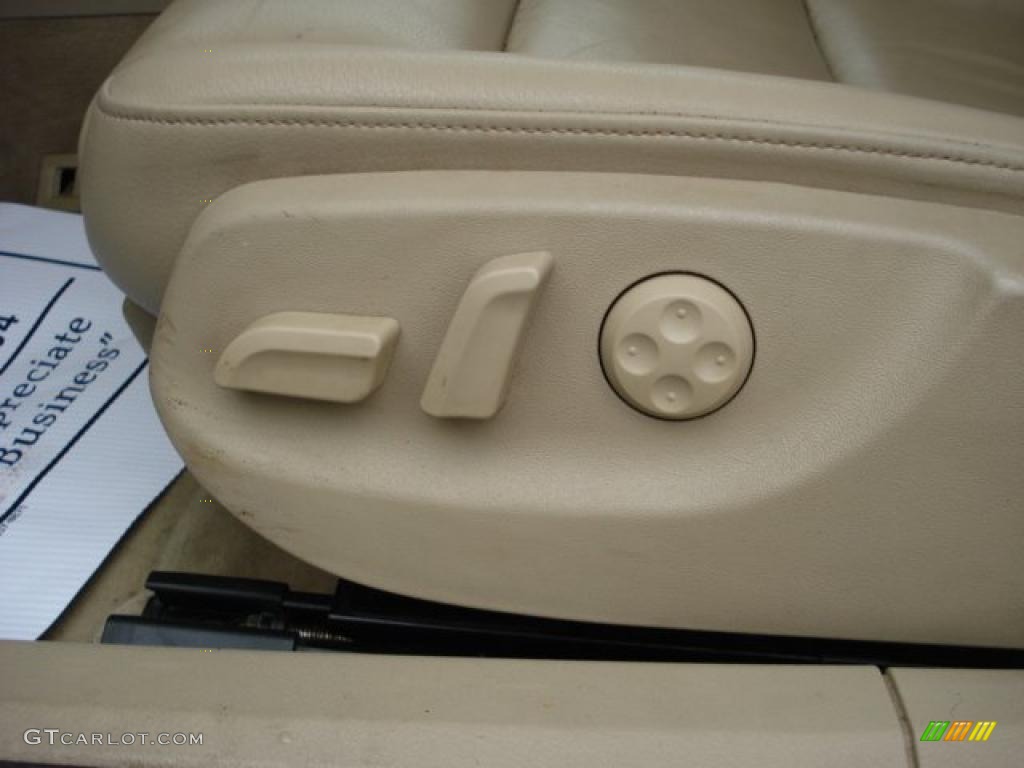 2005 A4 1.8T quattro Sedan - Canvas Beige Metallic / Beige photo #11