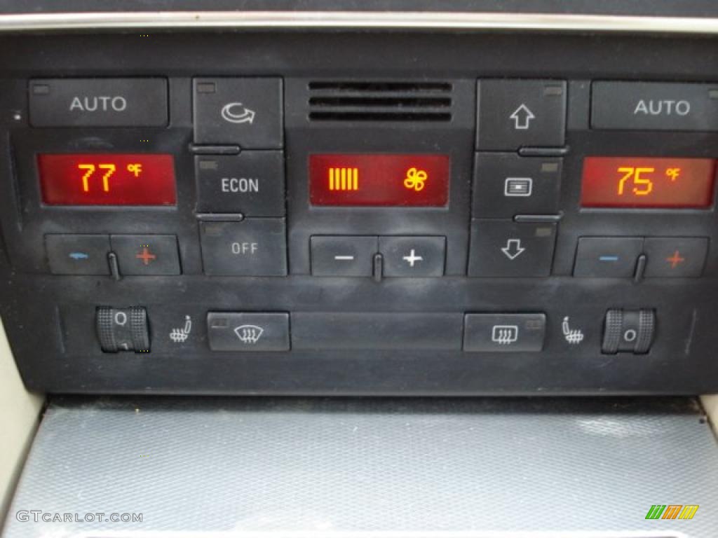 2005 A4 1.8T quattro Sedan - Canvas Beige Metallic / Beige photo #16