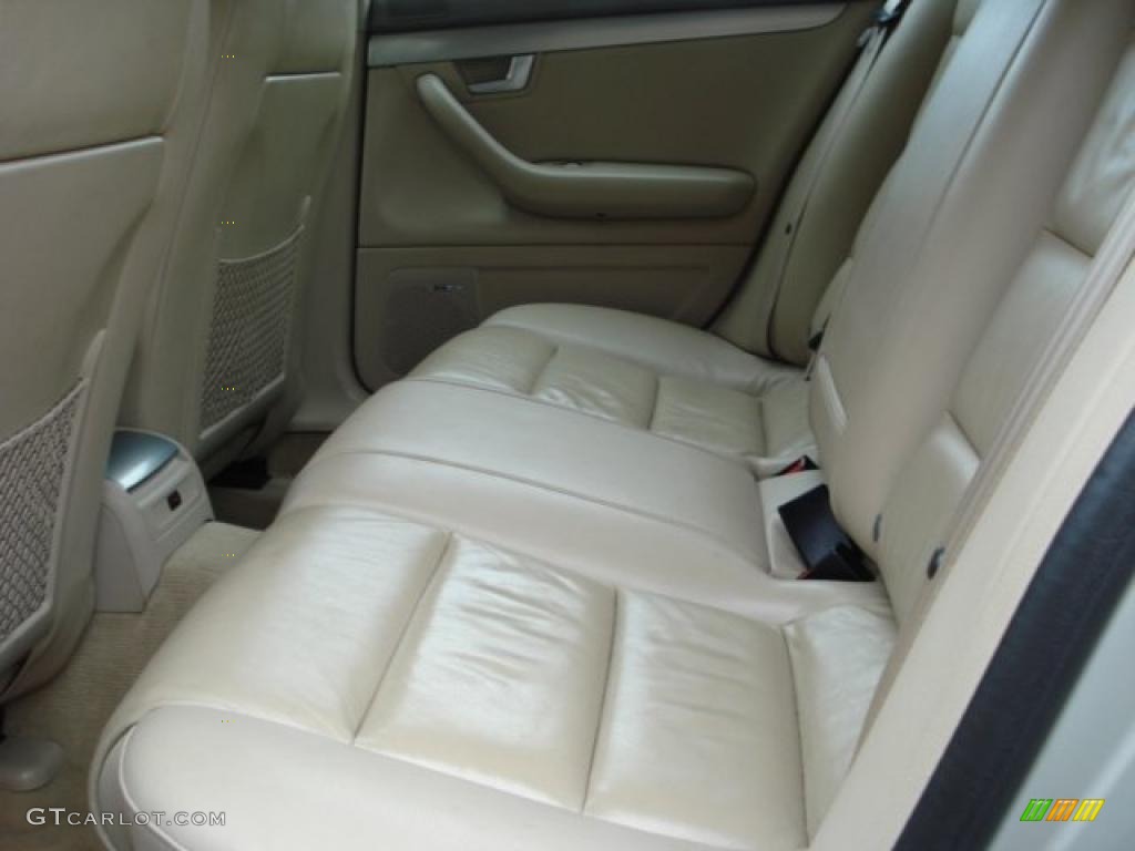 2005 A4 1.8T quattro Sedan - Canvas Beige Metallic / Beige photo #19