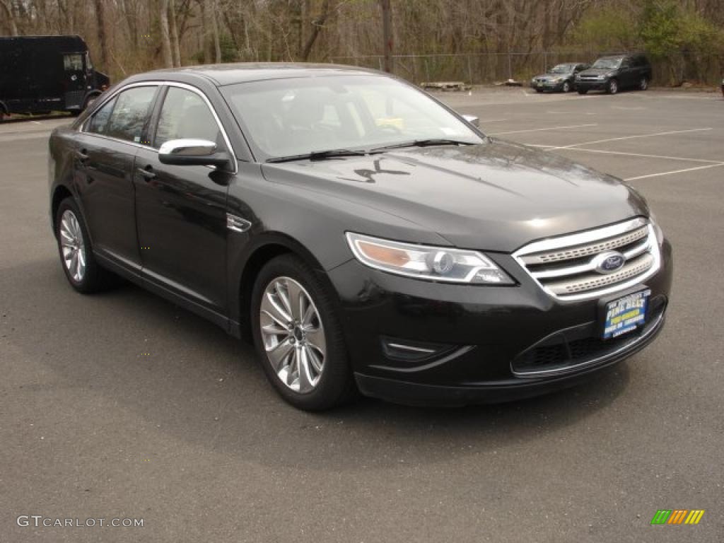 Tuxedo Black 2011 Ford Taurus Limited Exterior Photo #48470836