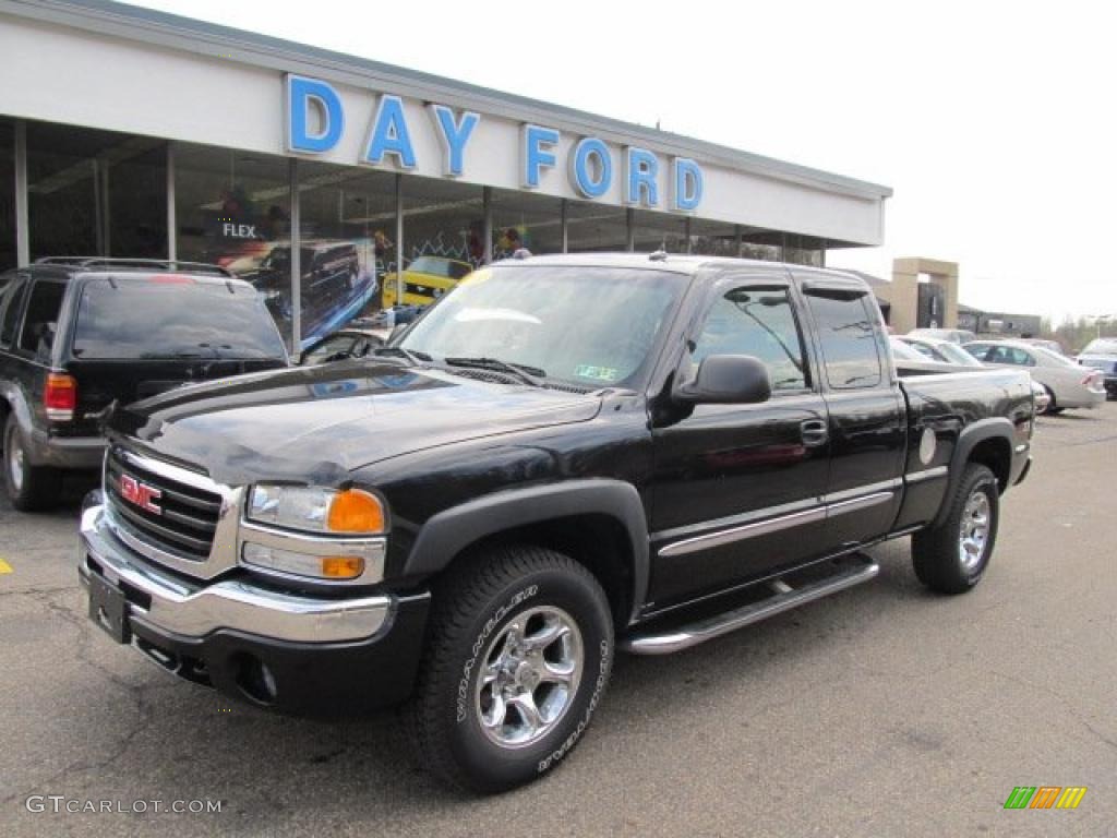 2004 Sierra 1500 SLT Extended Cab 4x4 - Onyx Black / Dark Pewter photo #1