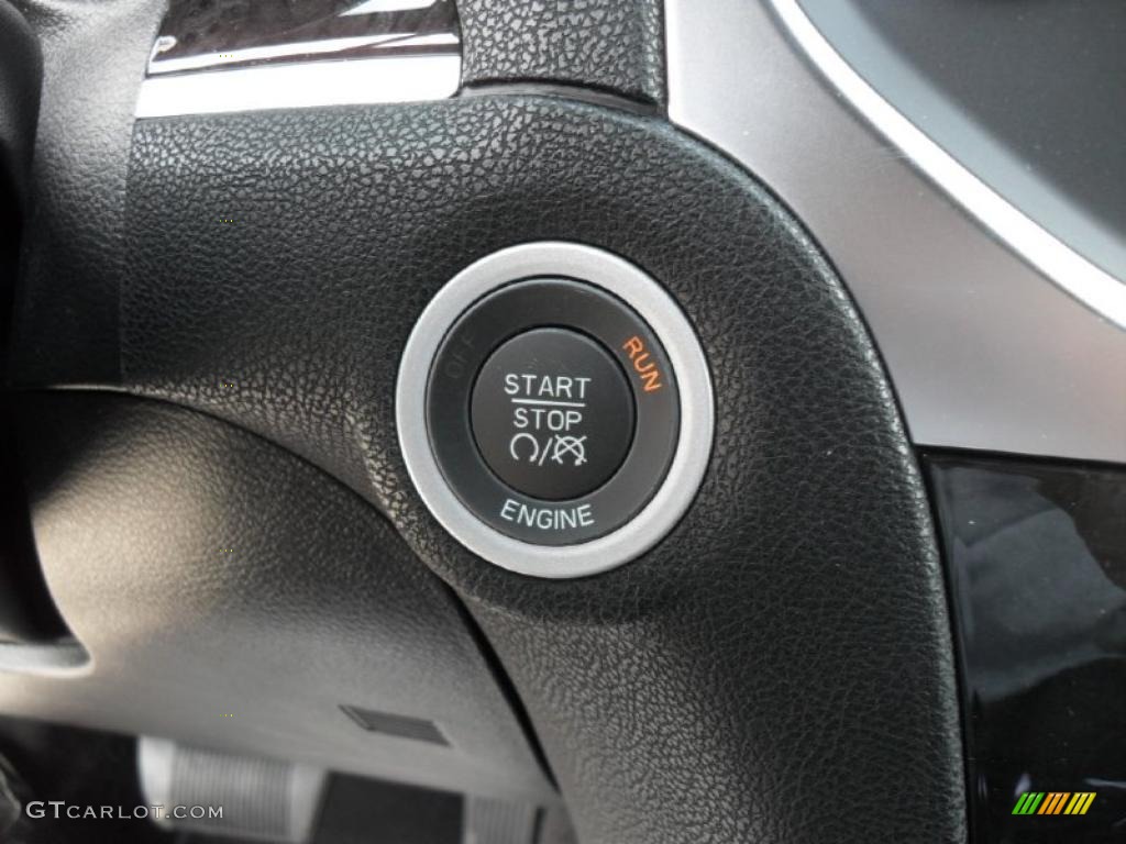 2011 Chrysler 300 Standard 300 Model Controls Photo #48471246