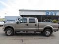 Arizona Beige Metallic - F250 Super Duty XLT Crew Cab 4x4 Photo No. 2
