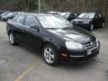 Black - Jetta SE Sedan Photo No. 2