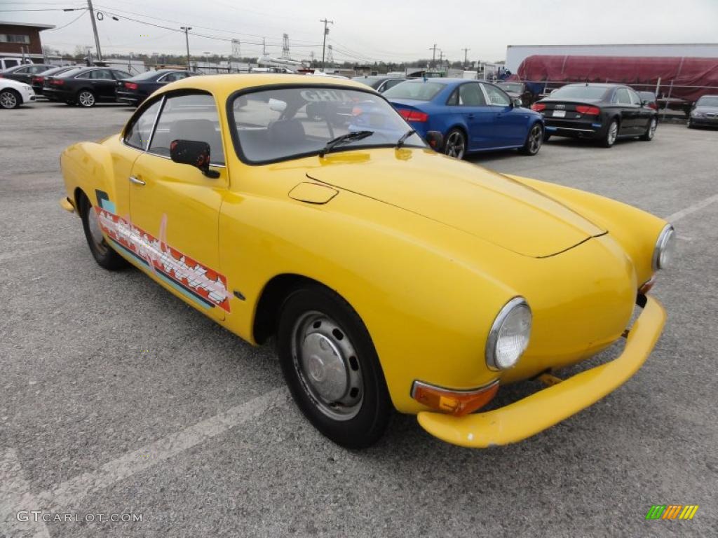Yellow 1971 Volkswagen Karmann Ghia Coupe Exterior Photo #48471957