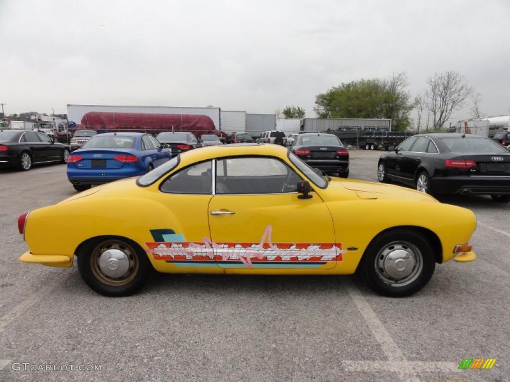 Yellow 1971 Volkswagen Karmann Ghia Coupe Exterior Photo #48472002