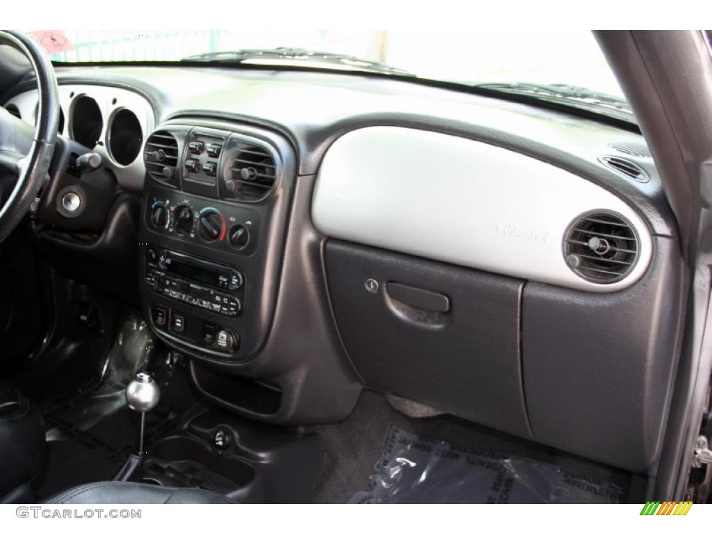 2005 PT Cruiser GT Convertible - Black / Dark Slate Gray photo #40