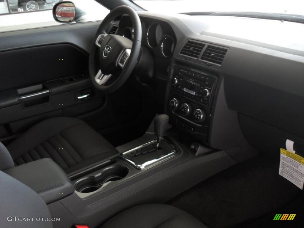 2011 Challenger SE - Tungsten Metallic / Dark Slate Gray photo #20