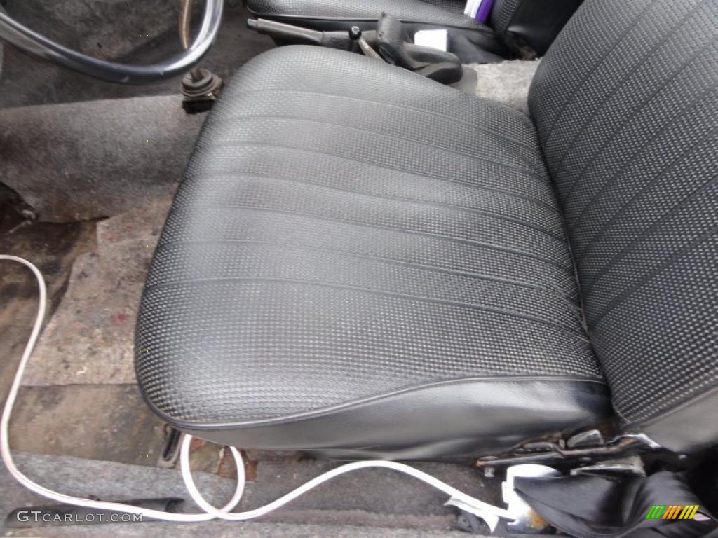 Black Interior 1971 Volkswagen Karmann Ghia Coupe Photo #48472143