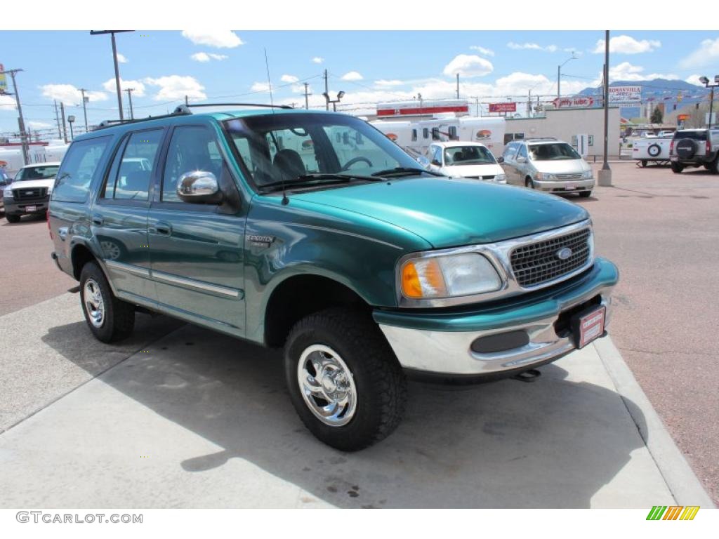 1997 Expedition XLT 4x4 - Pacific Green Metallic / Medium Graphite photo #2
