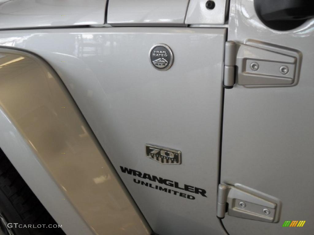 2011 Jeep Wrangler Unlimited Sahara 70th Anniversary 4x4 Marks and Logos Photo #48473442
