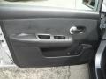 Brillant Silver - Versa 1.8 S Hatchback Photo No. 8