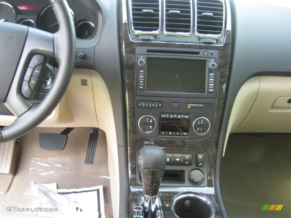 2011 Acadia Denali - White Diamond Tintcoat / Cashmere photo #8