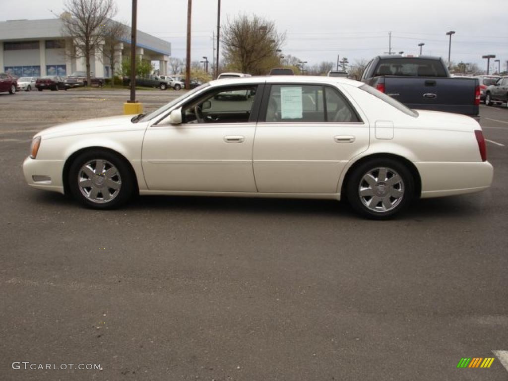 White Diamond 2003 Cadillac DeVille DTS Exterior Photo #48475299