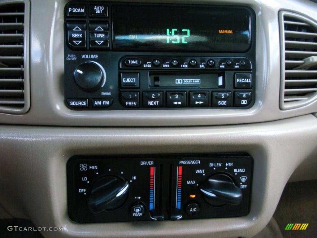 2002 Buick Century Limited Controls Photos